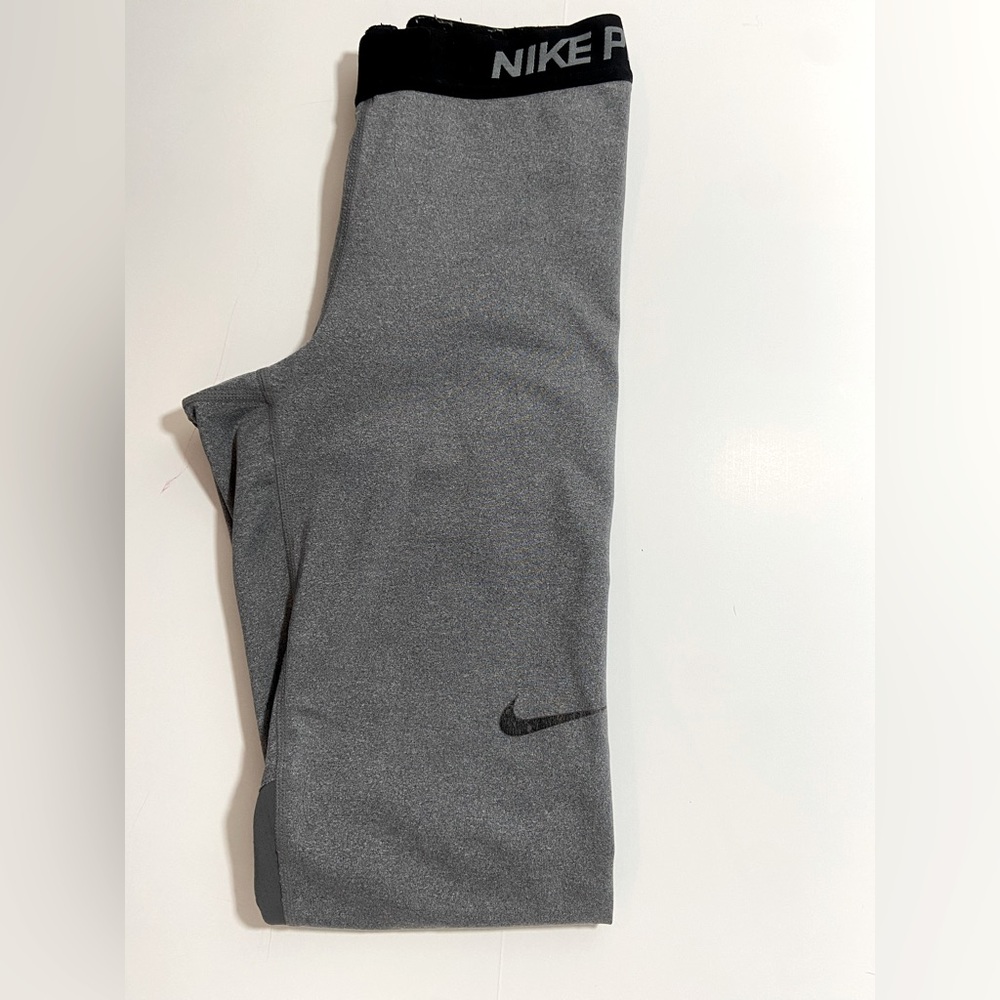 Grey nike pro leggings. Size: small condition: good